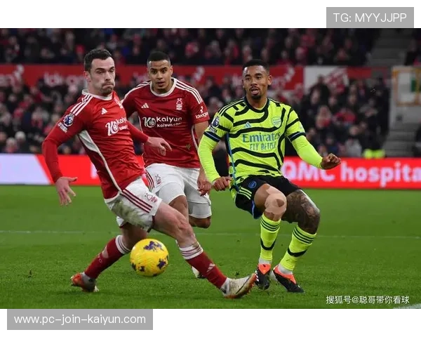 布伦特福德与纽卡斯尔激战正酣 谁能在中游之争中脱颖而出 布伦特福德与纽卡斯尔激战正酣 谁能在中游之争中脱颖而出