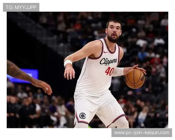 祖巴茨打满价值!高效吃饼+护筐仍难掩团队短板 祖巴茨打满价值!高效吃饼+护筐仍难掩团队短板